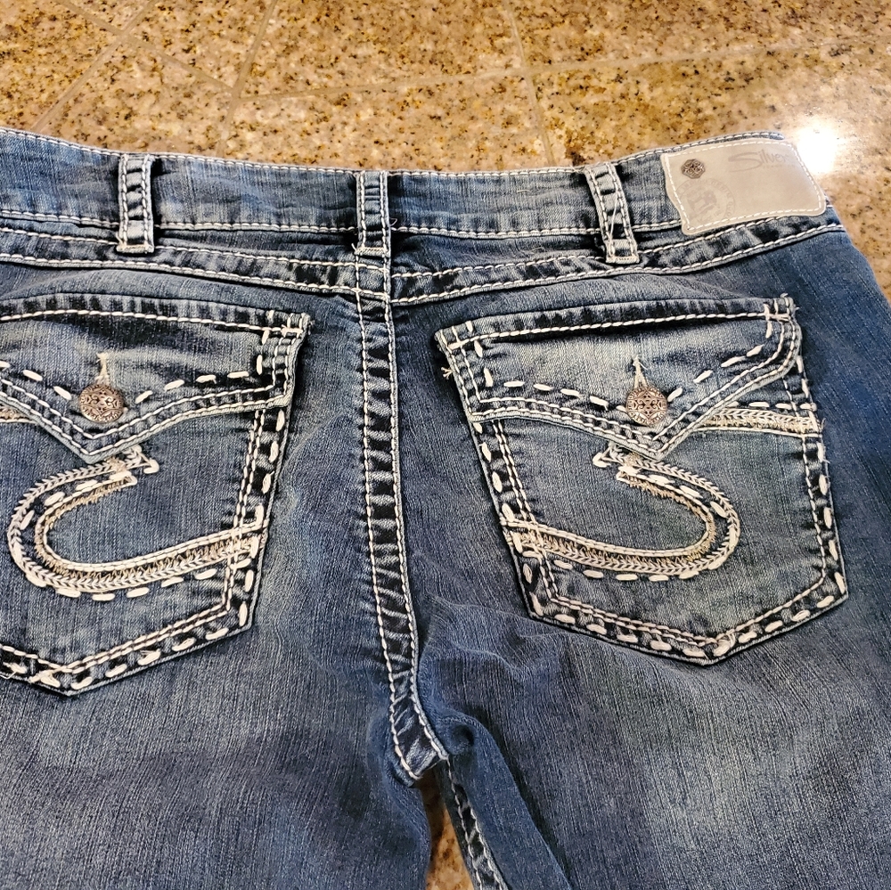 Silver Jeans Suki Flap Capri
